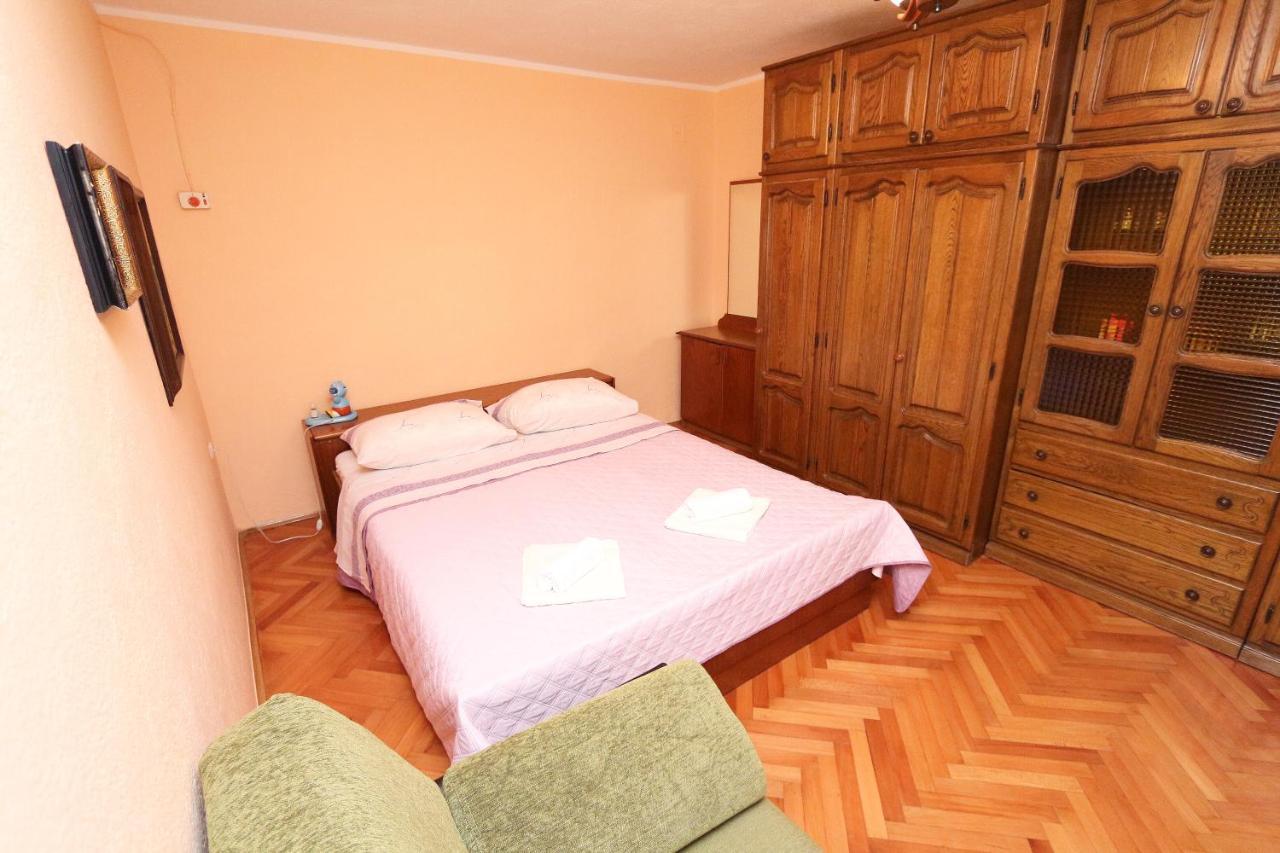 Apartment Marko Makarska Bagian luar foto